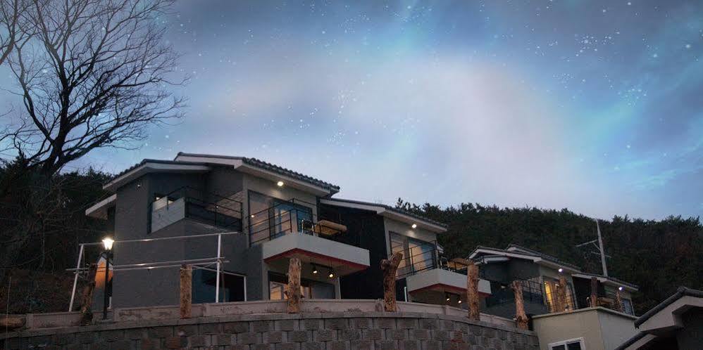 Hotel Aria Pension Namhae Exterior foto