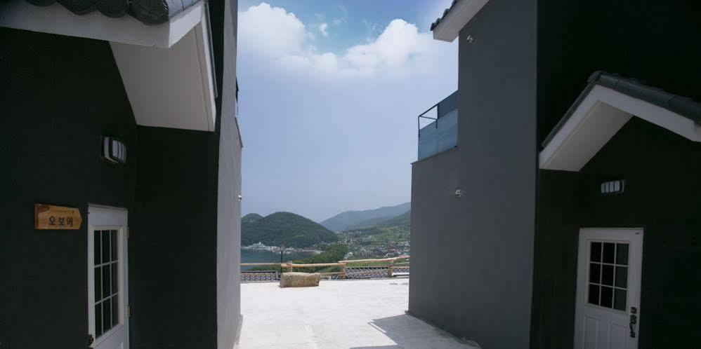 Hotel Aria Pension Namhae Exterior foto